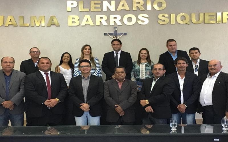 Imagem da notícia: Parlamentares Promovem última Sessão Legislativa De 2018