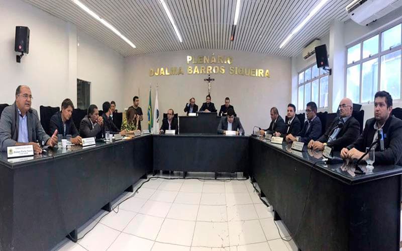 Imagem da notícia: Projetos Do Executivo E Ações Para A População São Destaque Na 70ª SessÃo Ordinária