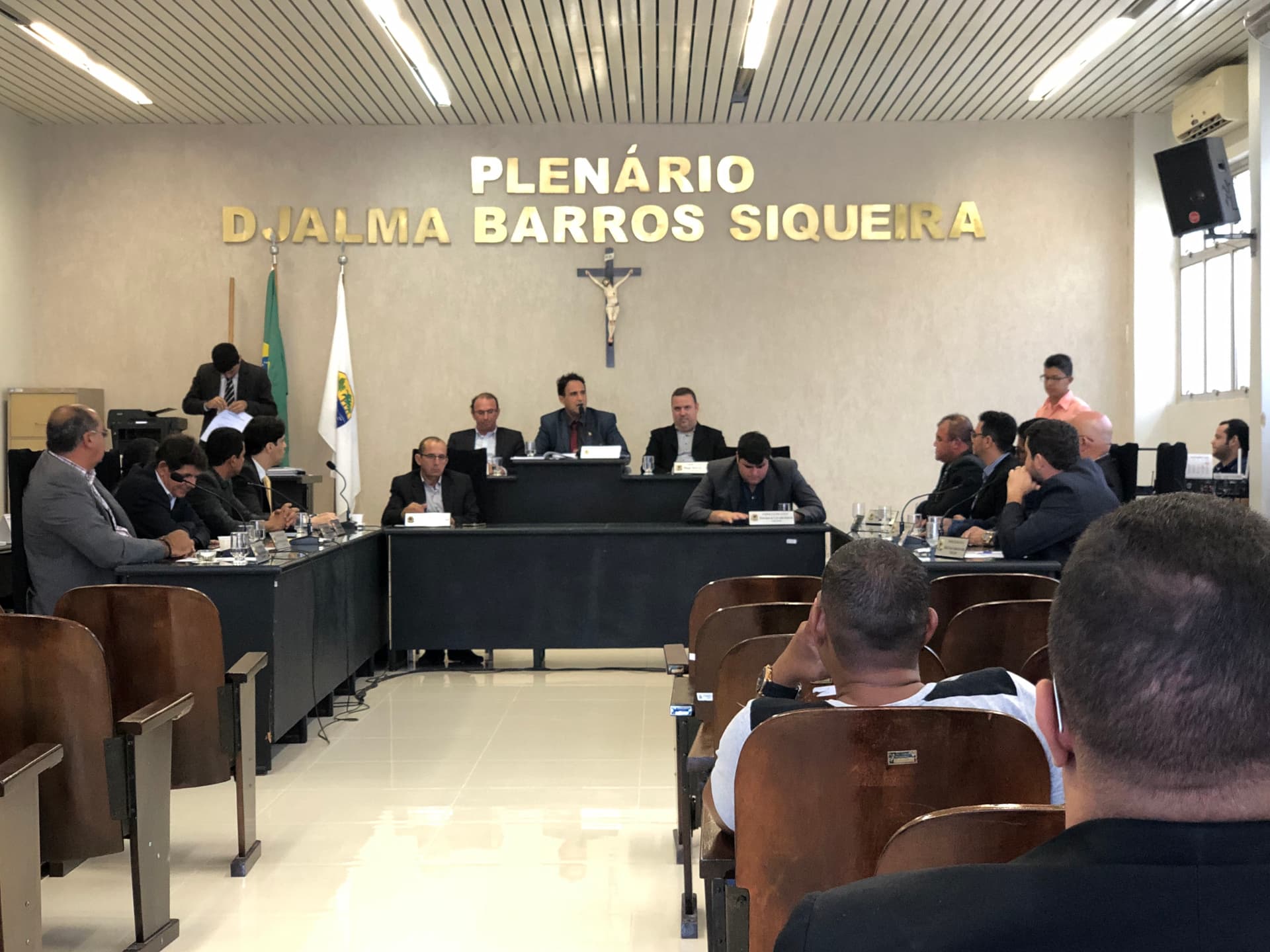 Imagem da notícia: Vereadores apresentam Projetos e Pedidos de Providências na sessão da Câmara