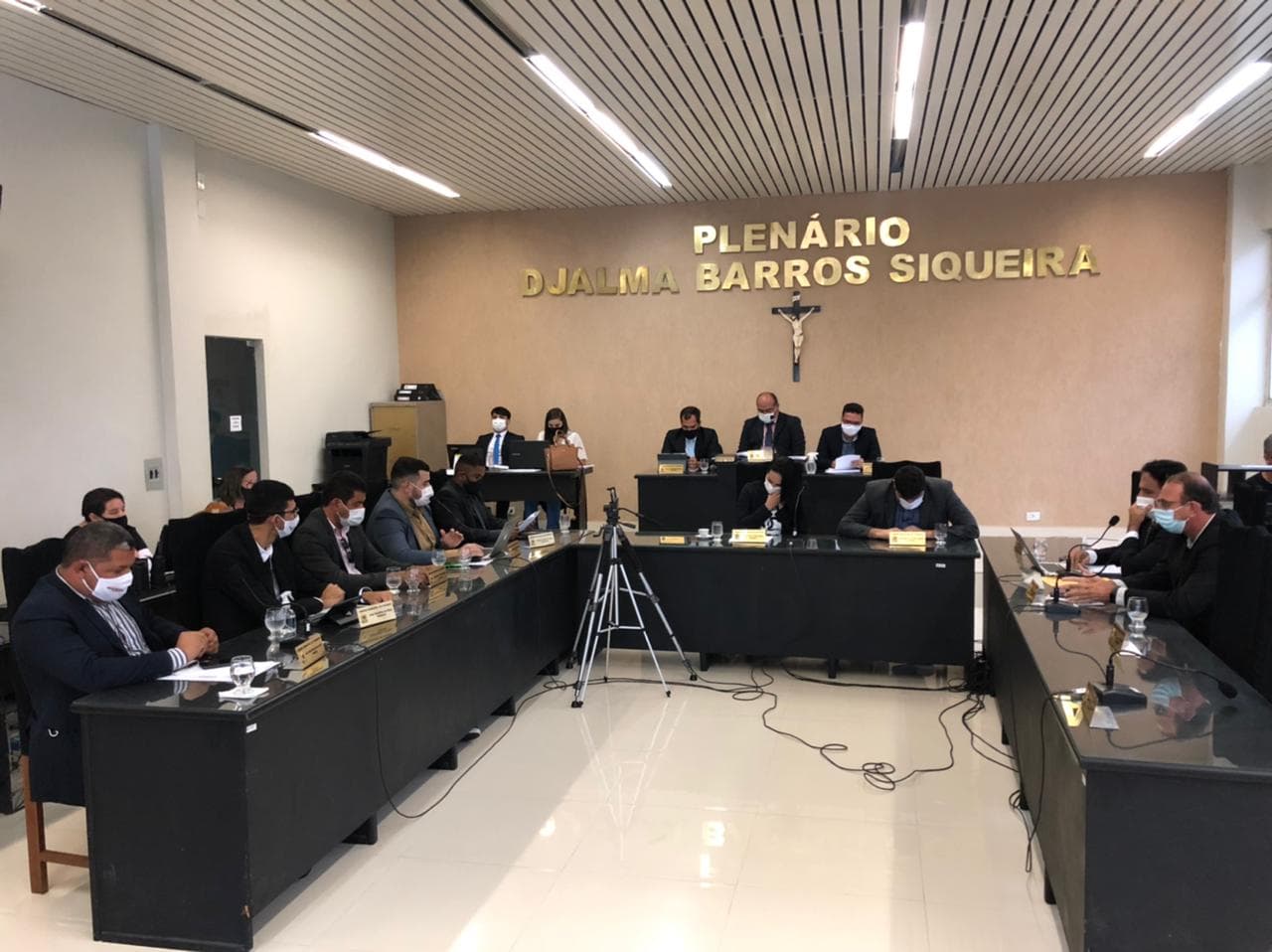 Imagem da notícia: Vereadores aprovam a contratação de pessoal e terceirizados no município de Coruripe