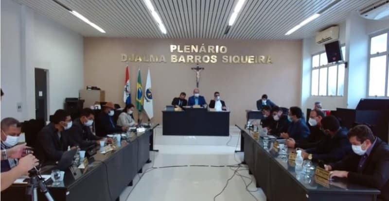 Imagem da notícia: Sessão tem encaminhamento de matérias do Executivo