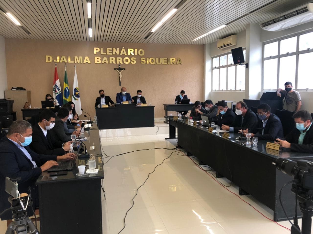 Imagem da notícia: Vereadores apreciam demandas do Executivo e aprovam Indicações e Pedidos de Providência