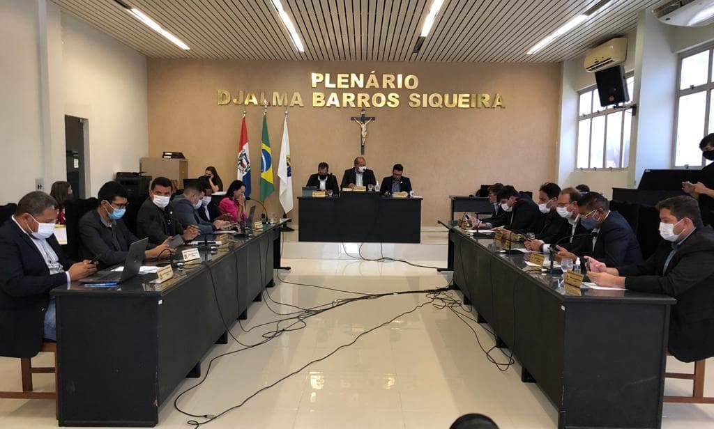 Imagem da notícia: Câmara recebe proposta de PL do Orçamento do município para 2022