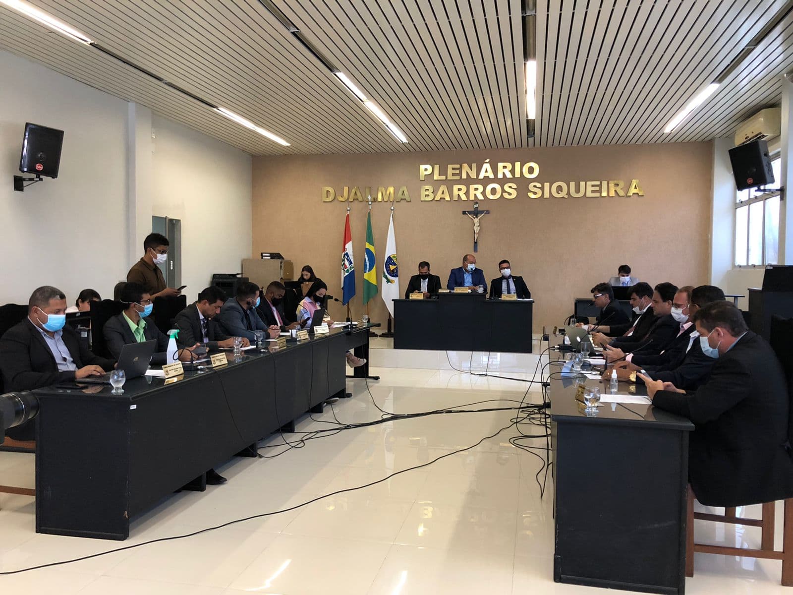 Imagem da notícia: Sessão tem apresentação de Indicações e cobranças de informações ao Executivo
