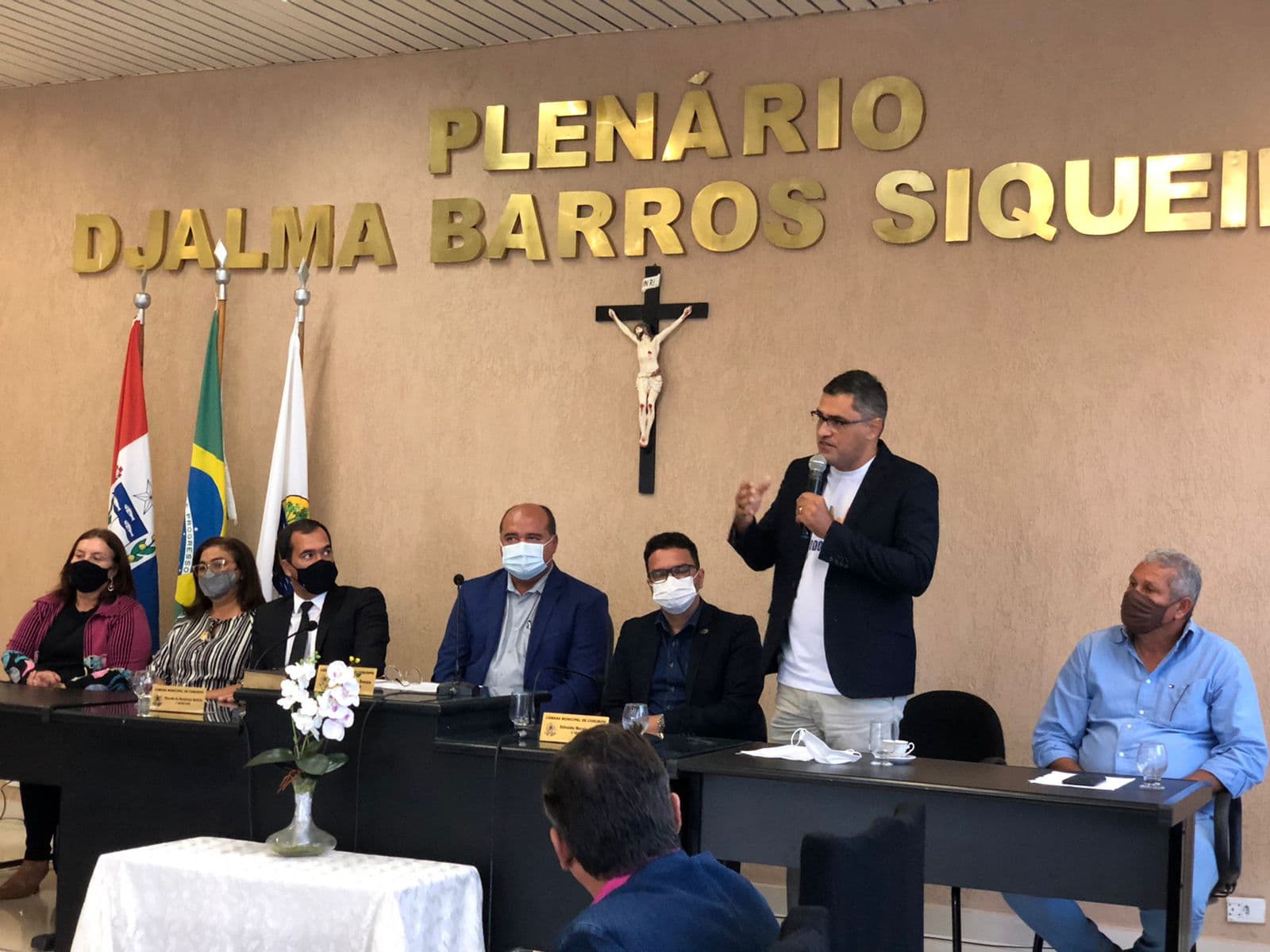 Imagem da notícia: Sessão tem matérias do Legislativo e a solenidade do Prêmio Municipal Vidas Idosas Importam