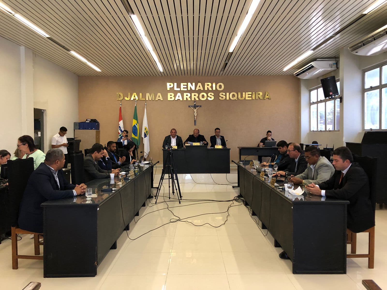 Imagem da notícia: Saneamento básico é tema de debate na Câmara; vereadores pedem providências
