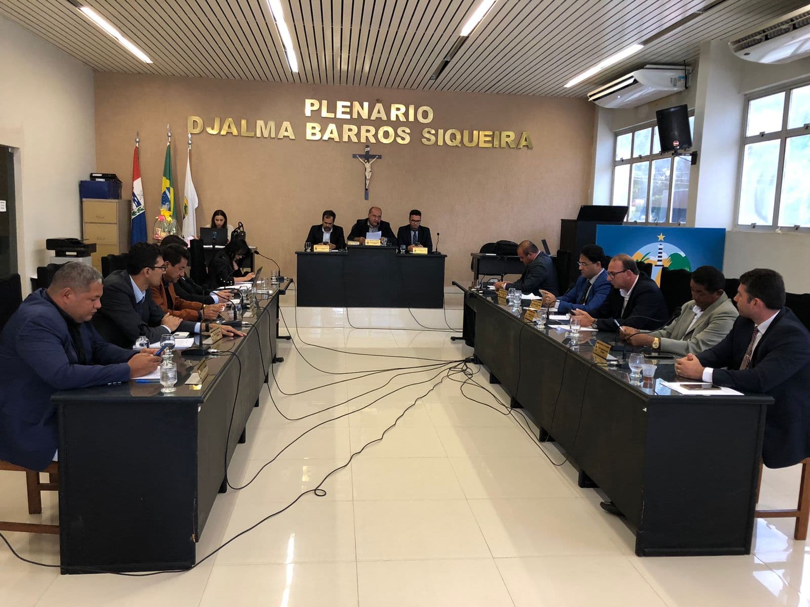 Imagem da notícia: Câmara realiza última sessão de 2022 com aprovação e encaminhamento de pautas