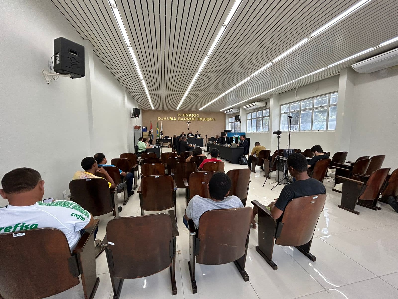 Imagem da notícia: Sessão tem aprovação de Projetos e apresentação de Pedidos de Providência