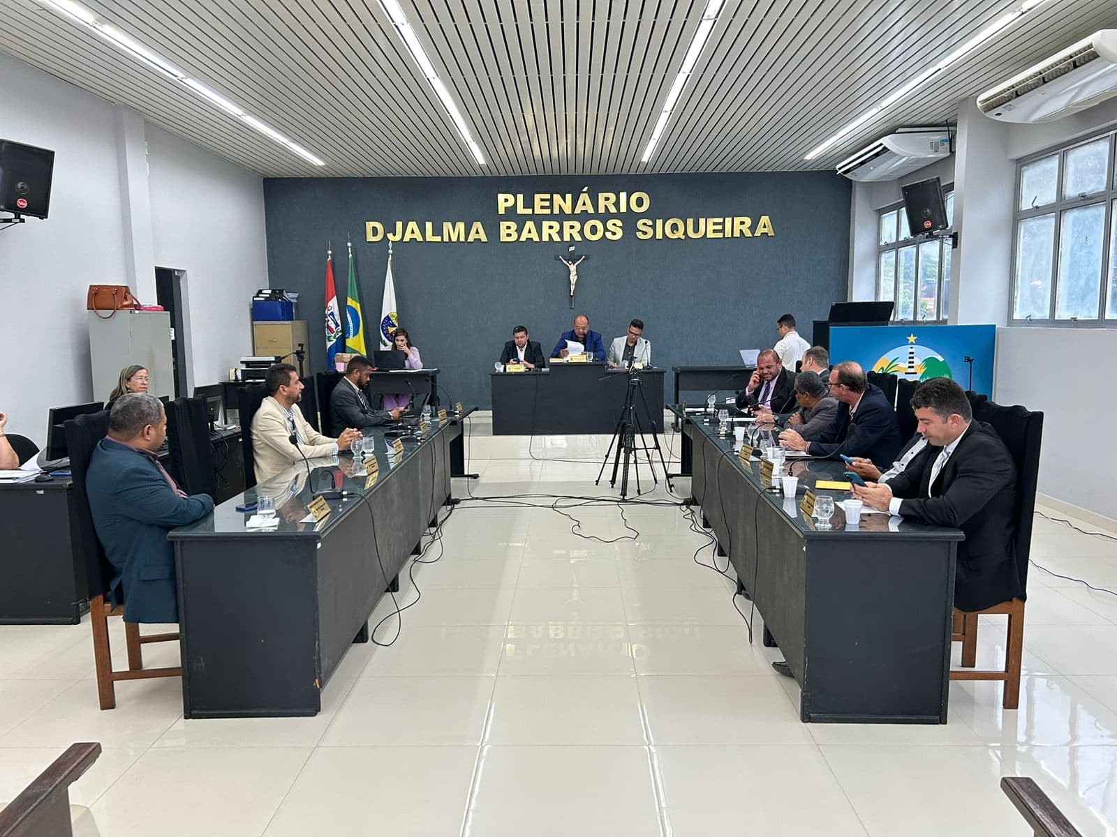 Imagem da notícia: Câmara aprova pautas do Executivo e demanda Indicações para Coruripe