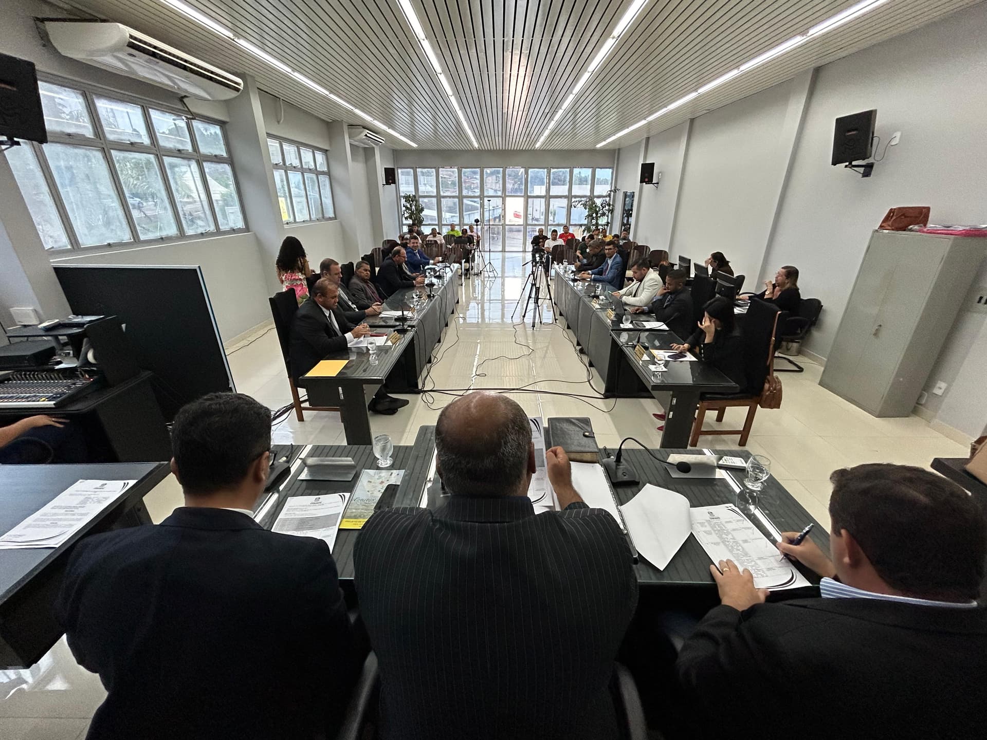 Imagem da notícia: Sessão tem apresentação e aprovação de propostas para melhorias em Coruripe