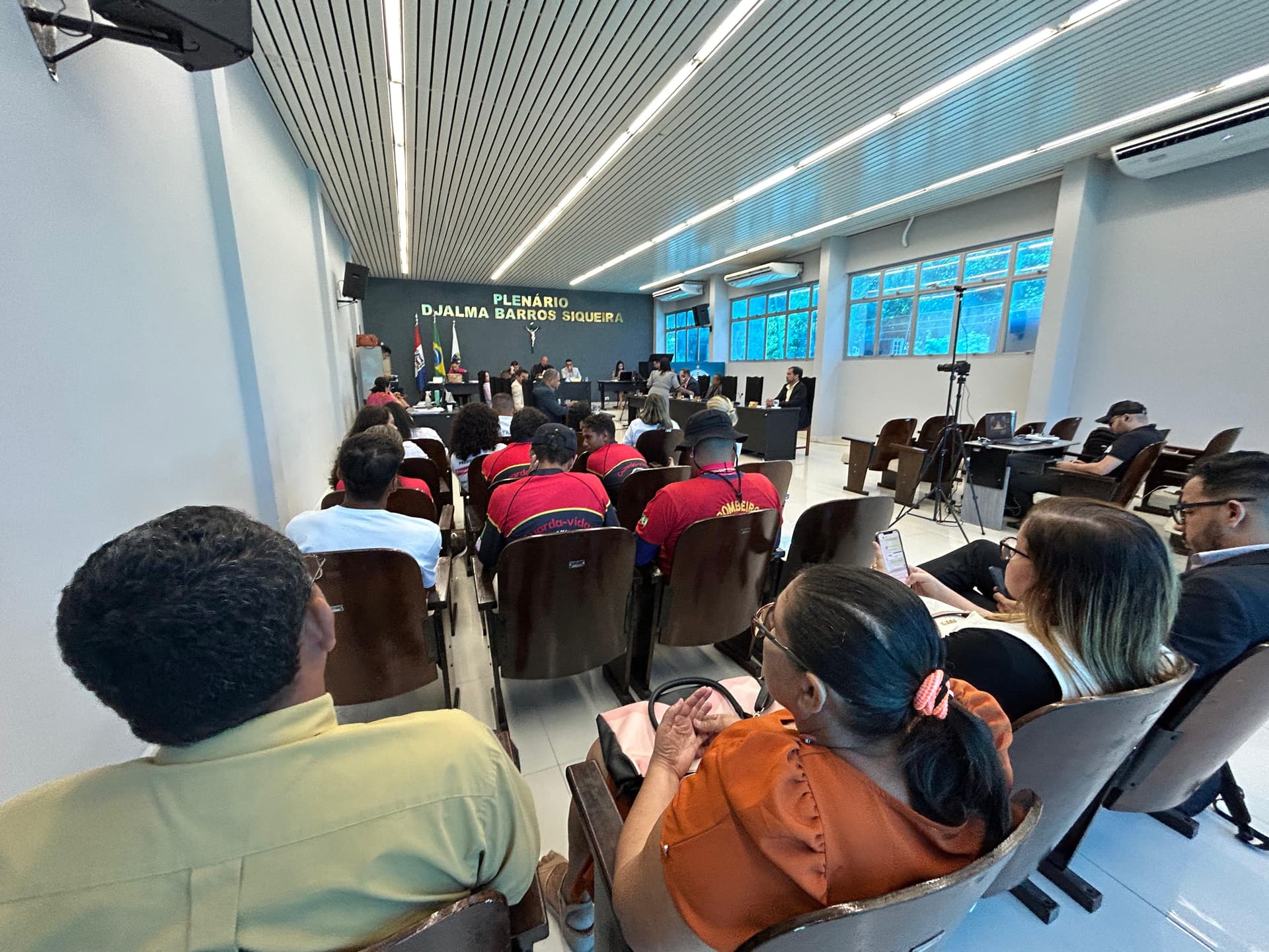 Imagem da notícia: Sessão tem projetos do Legislativo e Executivo de Coruripe