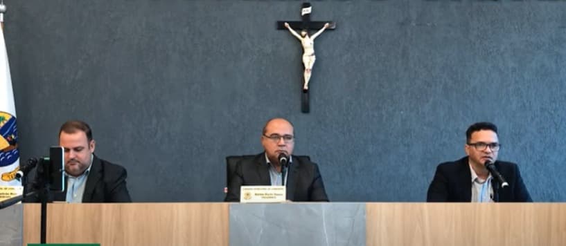 Imagem da notícia: Sessão tem encaminhamento de pautas as comissões, aprovação de Indicações e Pedidos de Providências