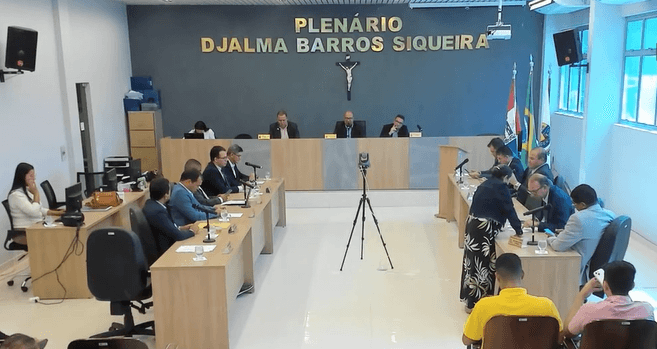 Imagem da notícia: Câmara realiza 11ª Sessão Ordinária com pautas voltadas para infraestrutura e bem-estar social