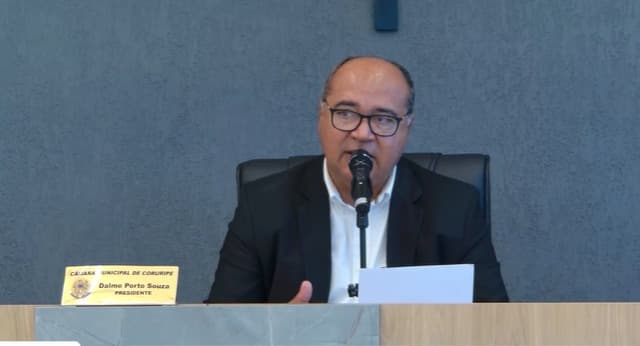 Imagem da notícia: Presidente da Câmara de Coruripe faz balanço do ano legislativo e agradece à população